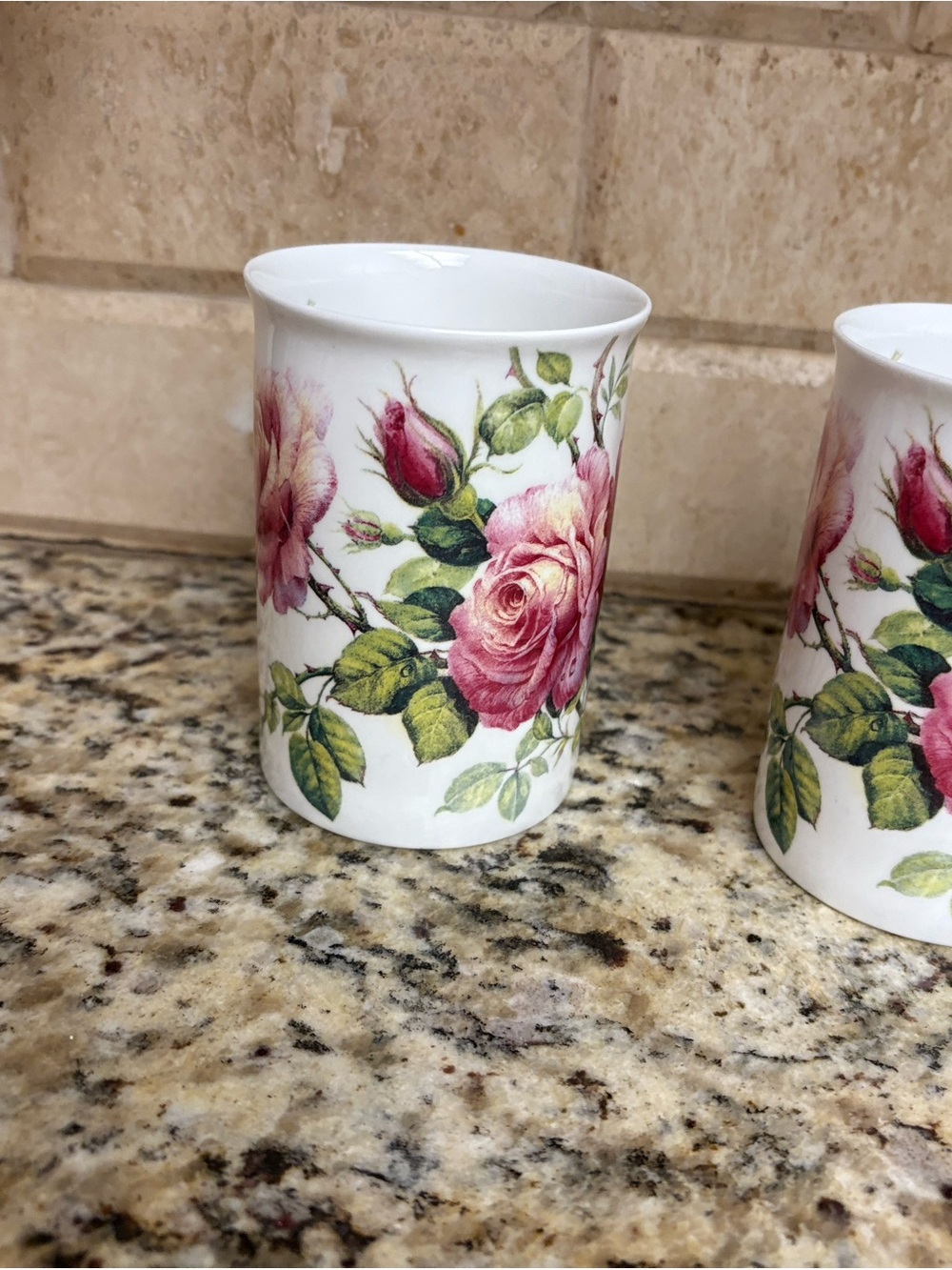 Porcelain Rose-Print Mug - Pink and Green